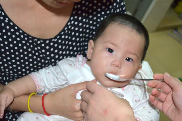 缺锌的孩子，身上会出现6个明显症状，宝妈别还傻傻的不知道