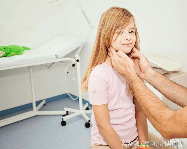 宝宝脖子上摸到个小疙瘩要紧哇？