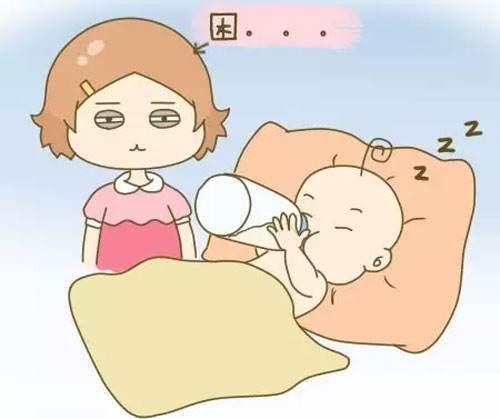 新手妈妈曾起夜七八次，如今二胎宝宝却不再哭闹，只靠三点方法