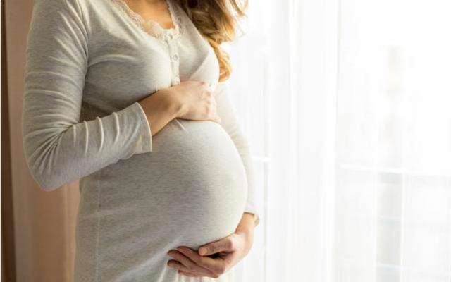 孕妇肚子高，怀的是女孩，肚子低就是男孩，这个说法准吗