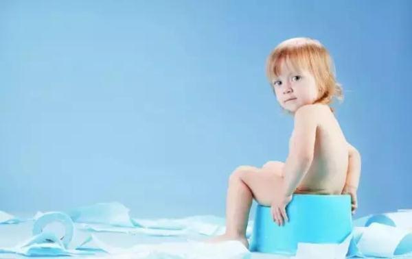 孩子是否进入肛欲期？家长要留意这些信号，别让他心里留下阴影！