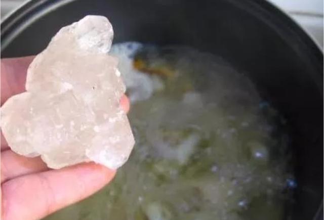 老中医：久咳不愈？咳嗽有痰？万能咳嗽汤，秒止咳，一年不犯