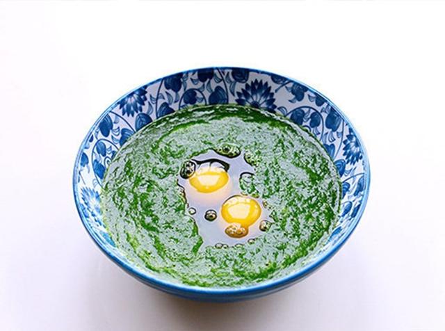 改良版蔬菜鸡蛋饼，给不爱吃青菜的宝宝悄悄补充维生素！