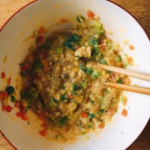 宝宝最爱吃的辅食——鲜虾蔬菜饼，做法简单，孩子吃了还有营养