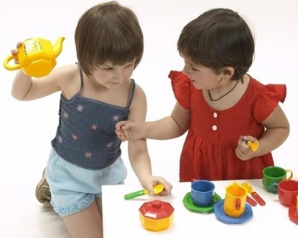 孩子被欺负了，这位妈妈把娃变成强者，教孩子反抗不如试试这招