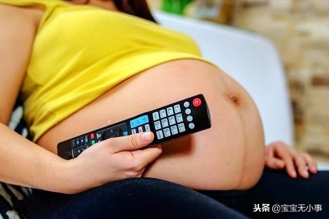 孕妇做这4件事，胎儿容易营养不良，可惜多数准妈不在意