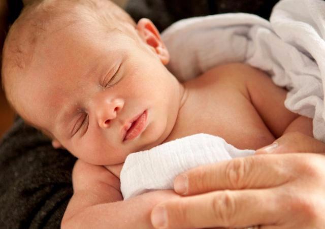 新生儿的这3个“证件”，出生一个月内要办好，多数家长忽略了！