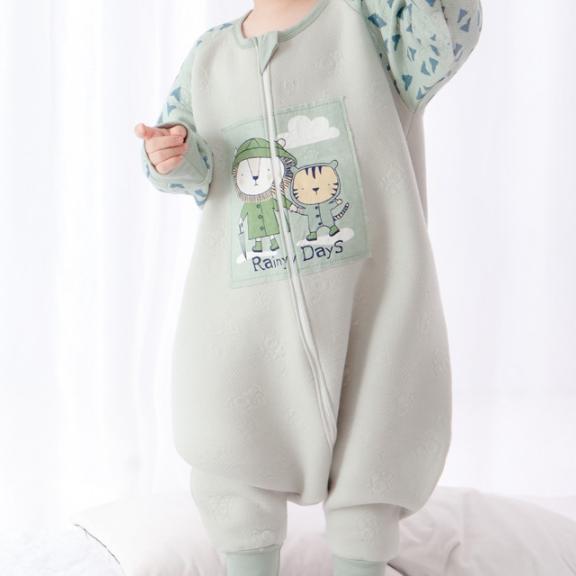 爱踢被子的宝贝终于有东西能收服他们了，宝妈们可以安心睡觉了