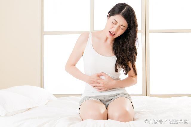 孕期，若你出现这3个“表现”，这是胎儿在提醒你该“喝水”了！