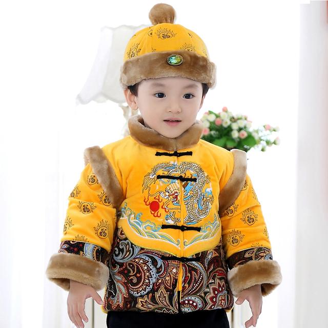 要过年了！新式婴儿“唐式拜年服”问世，上身人见人爱关键还便宜