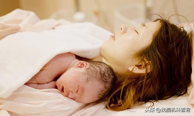 脐带剪断时，到底是妈妈疼还是宝宝疼？