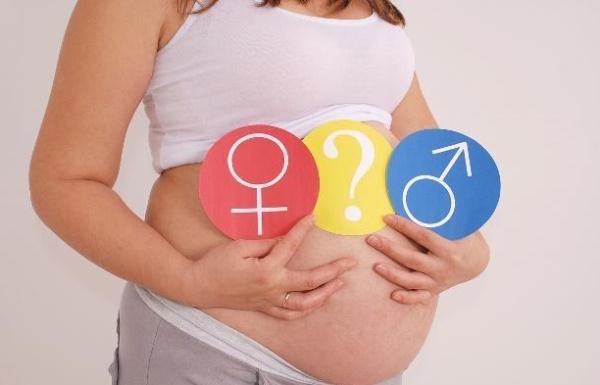 怀孕时，若孕妇收到3条“信息”，可能是“小公子”向你偷风报信