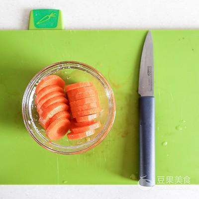 辅食日志｜胡萝卜泥米糊