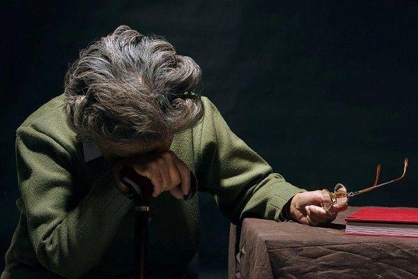 担心孩子以后“啃老”？父母们先反省自己是不是有这种情况