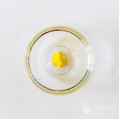 辅食日志｜蛋黄泥米糊