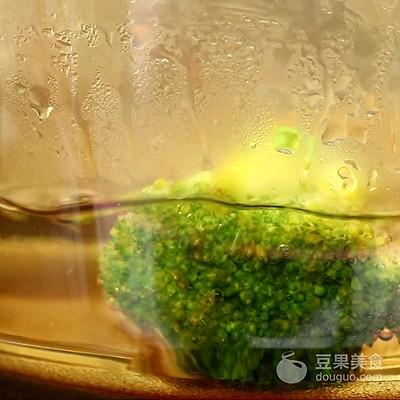 宝宝辅食 时蔬鳕鱼碎碎面