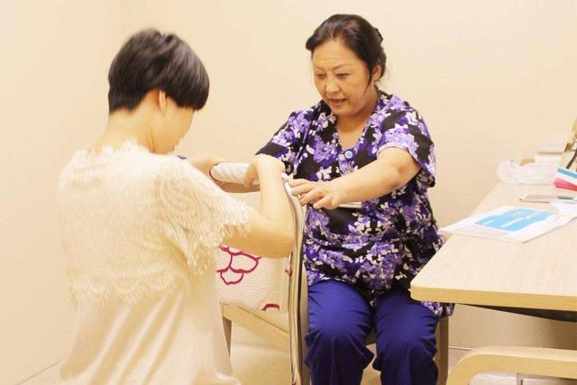 “生完孩子后，公婆不出钱又不出力，咱还要不要给他们养老？”