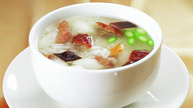 这种饭别再做了，孩子脾胃受损都怨它，上年纪的人最爱拿它喂孩子