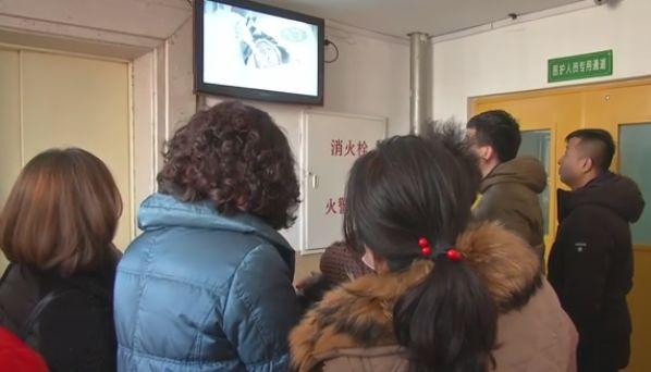2岁幼儿心跳停了，大脑严重受损！因为吞下这东西