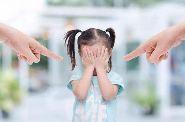 幼儿园也有冷暴力？这3点正在摧残孩子的内心，家长往往都忽视了