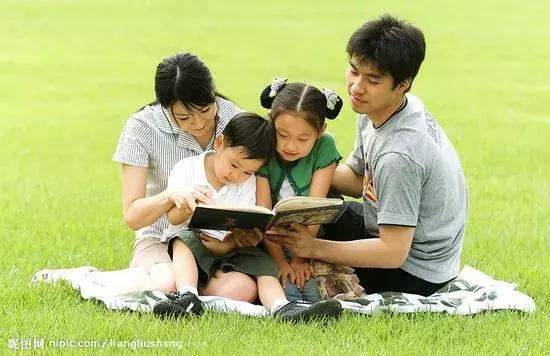 家庭教育三个关键词——陪伴、阅读和习惯