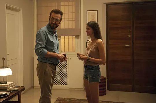 当17岁的女儿说要和男朋友过夜，父亲的回答太棒了