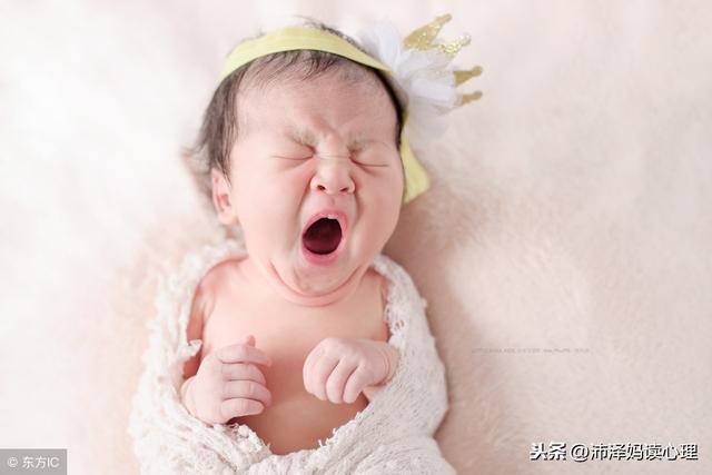 宝宝出生后多长时间喂母乳才更健康？宝妈一定要记住这个时间点