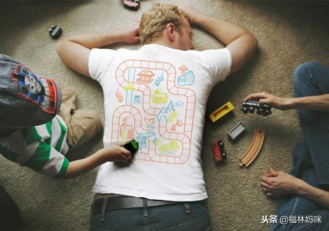 致年轻的父母：你说的“等一下”，不知不觉等过了孩子的童年