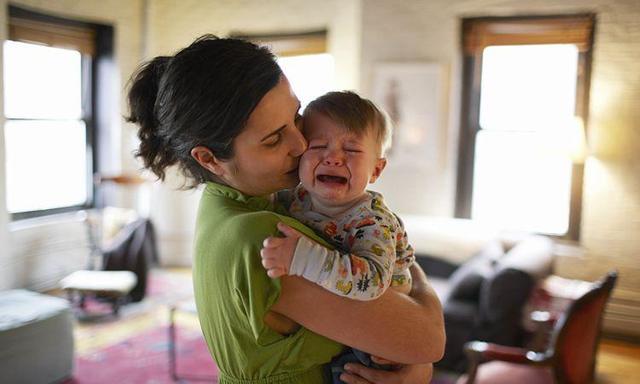 宝宝夜醒折腾宝妈，但夜醒原因你知道吗？知道真相带娃轻松多了