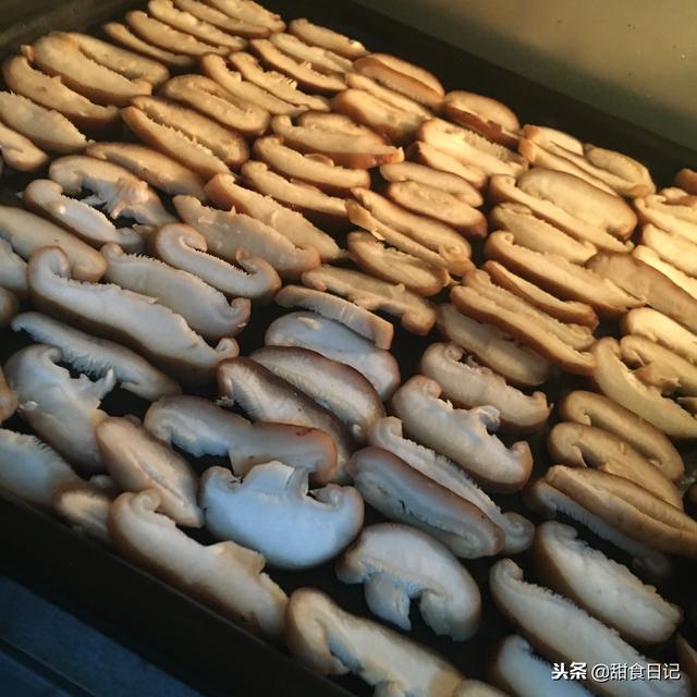 给宝宝辅食加什么即有营养又好吃，答案是香菇粉