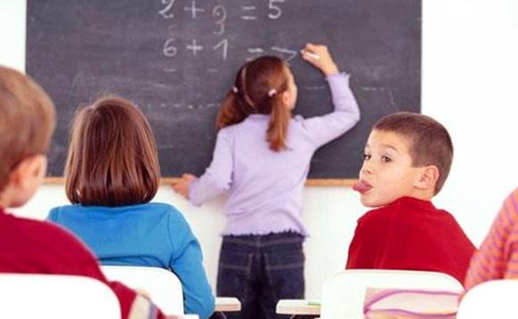 孩子专注力差竟是父母导致的，看完赶紧改！