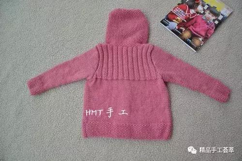 卡哇伊的3-4岁女童连帽开衫外套的织法图解和教程