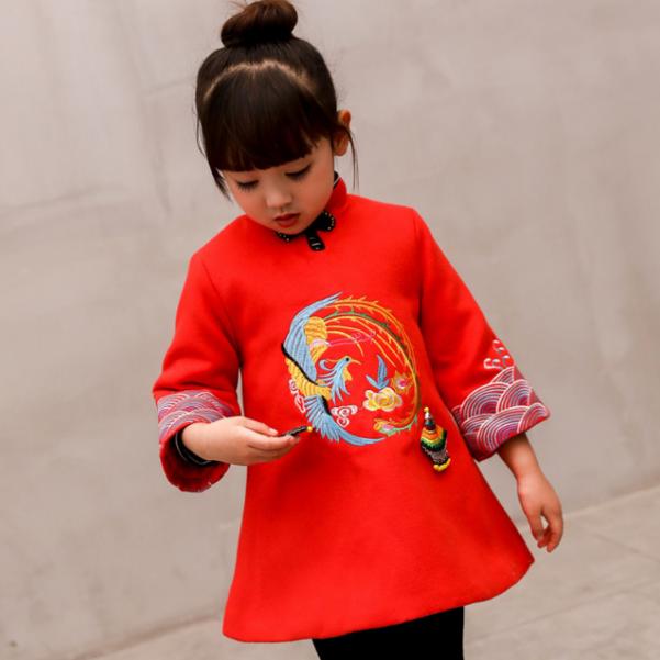 建议大家：春节就让孩子穿这“拜年服”，可爱又喜庆人见人爱