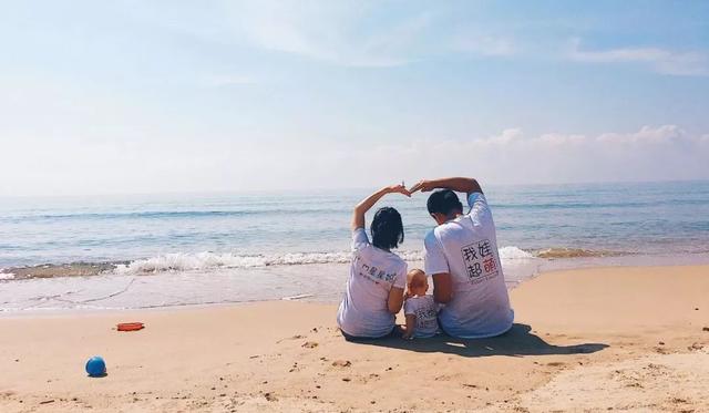 带娃旅行很难？这位1岁的宝宝已经走过半个中国了