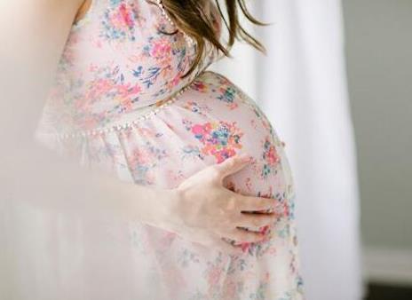 怀孕后，这3件家务活孕妈再勤快也别碰，对大人和宝宝都不好