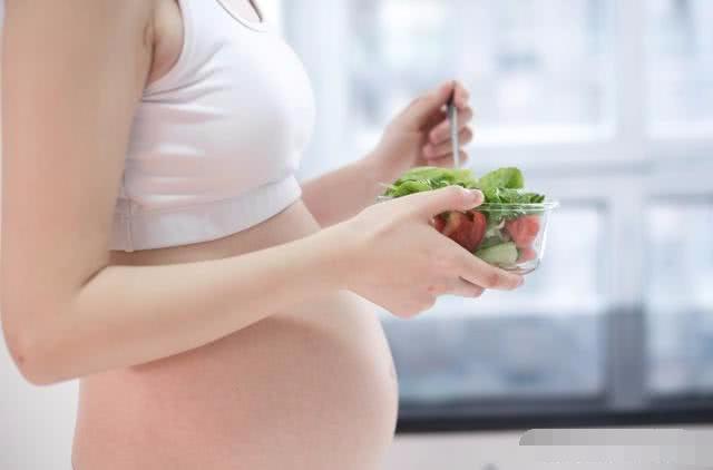 孕妈晚上尽量少吃这3样“食物”，胎儿可能会对你说“谢谢”！