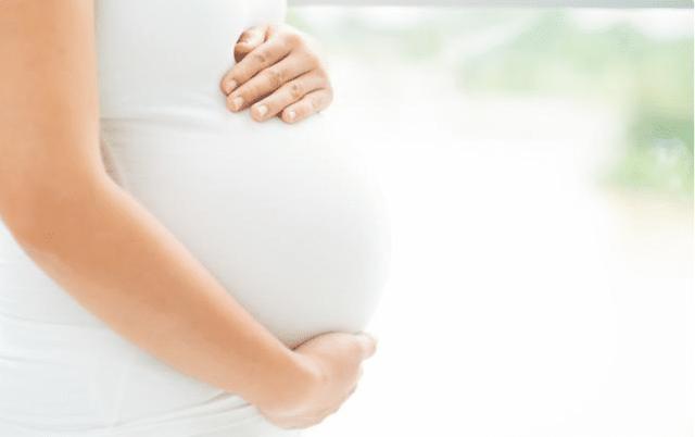 孕晚期如何判断胎儿安全？有这些症状，孕妈别担心，胎宝宝正常