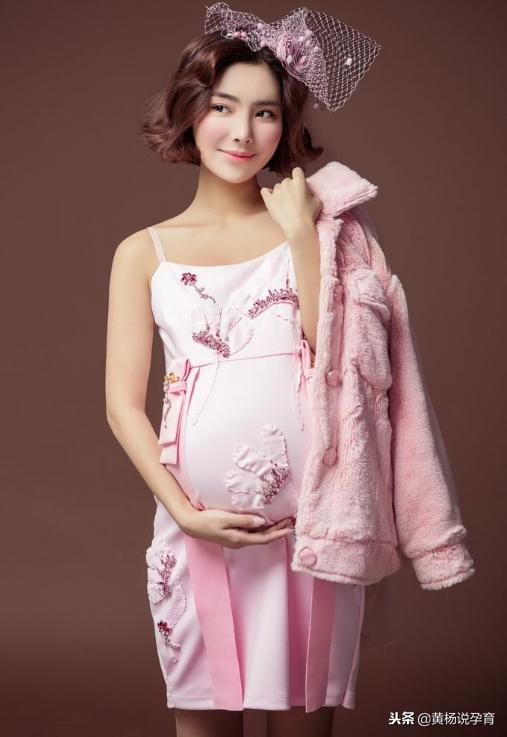 进入孕8月，这些日常行为孕妈和准爸都要注意了，以免误事