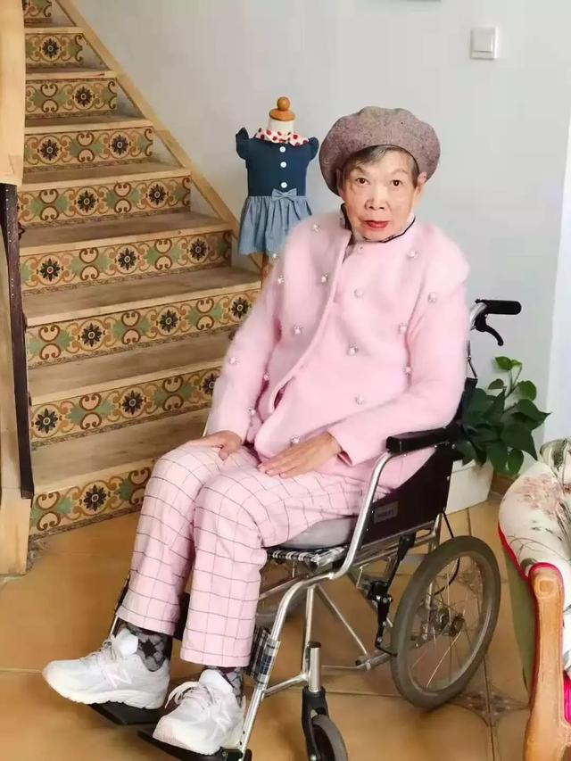 「关注」一个晒妈的朋友圈，感动着全大连……
