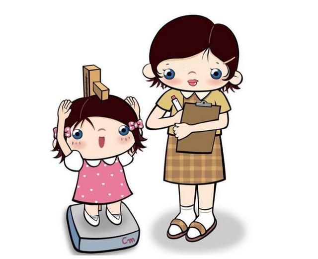 女孩子这方面发育早，妈妈可别高兴太早，以后可能长不高！