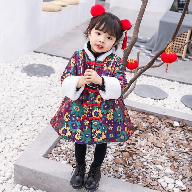 中国新上“拜年服”火了，不是我吹女儿穿上都不愿脱，人见人爱