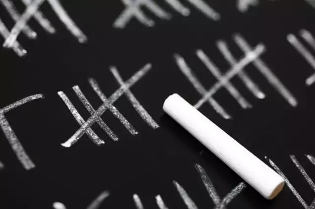 孩子的鞋子一年不能超过几双？有人说 3 双