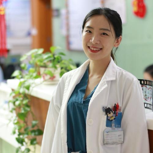 惊险！怀孕8个月的准妈妈险丢命 这个问题不可大意！