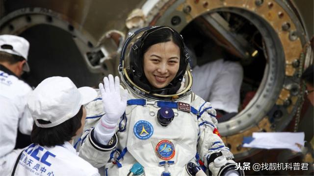 如果女宇航员在太空怀孕，接下来到底会发生什么？