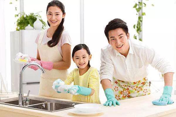 让孩子从小养成独立、生活自理的好习惯