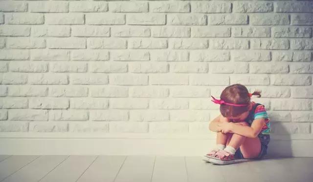 每次骂完孩子又后悔了？试试这 5 招立马冷静下来