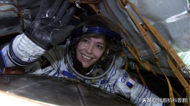 如果女宇航员在太空怀孕，接下来到底会发生什么？