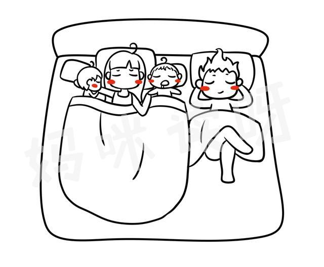 当大宝和二宝同时闹着要妈妈，先顾谁才对呢？