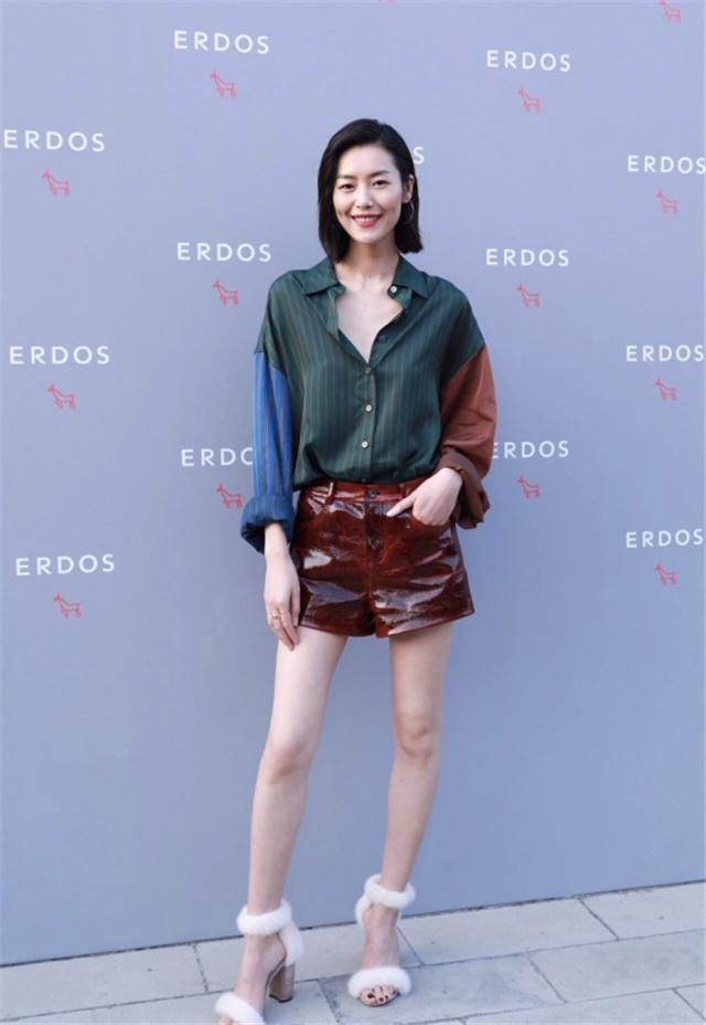 身材有这4个特点的女生,你有可能是天生的衣架子,怎么穿都好看