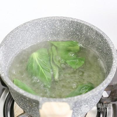 辅食日志｜香菇油菜泥米糊（8M+）